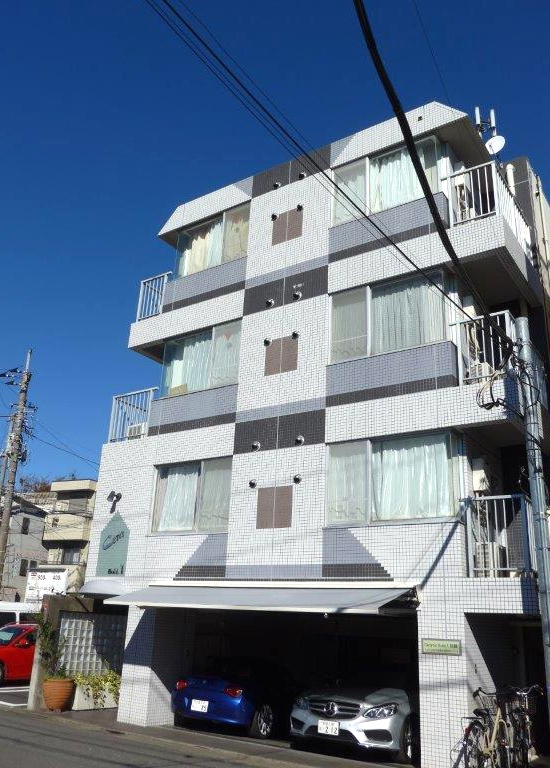 セラミックビル外観